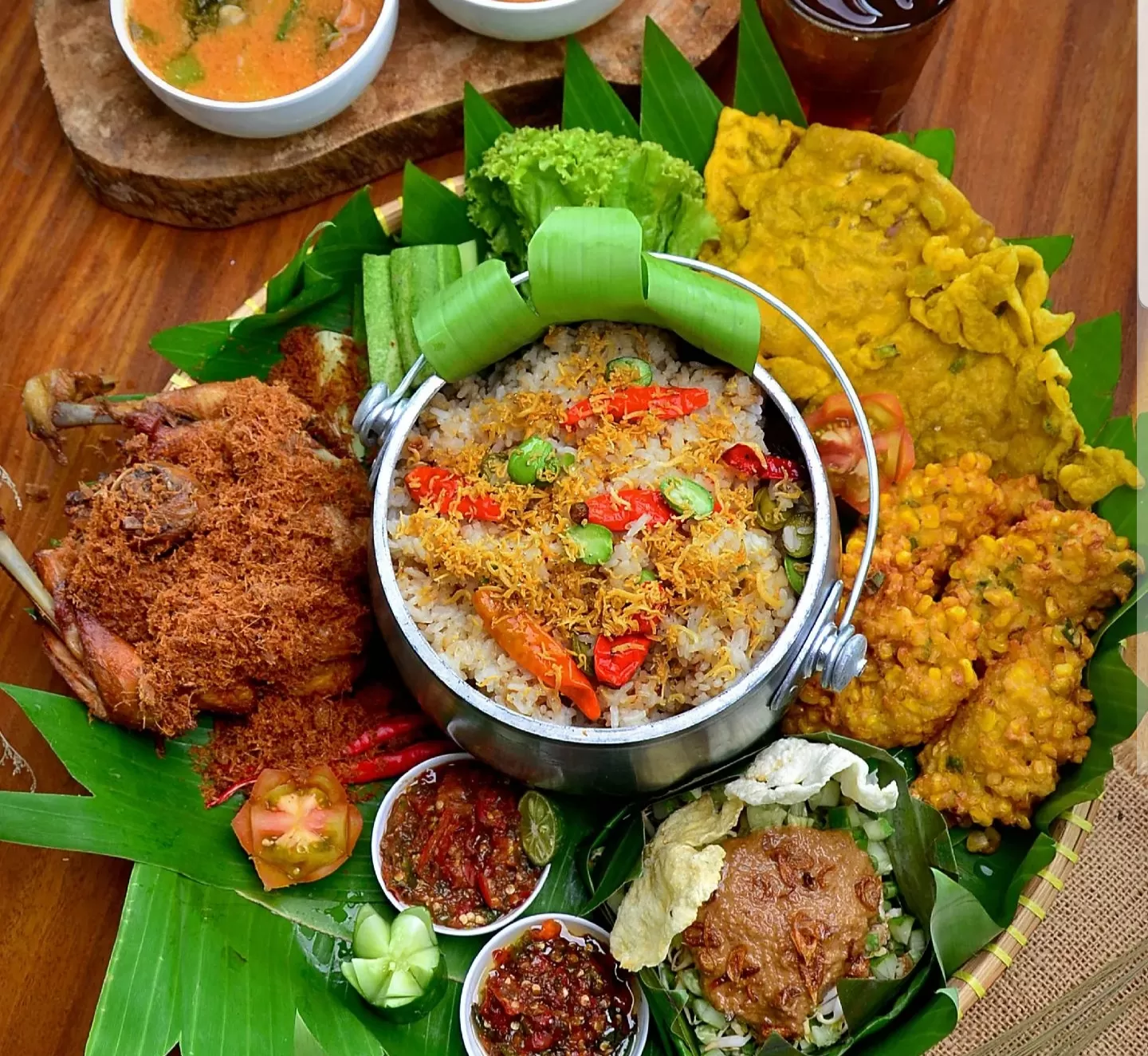 Warung Nasi Liwet Khas Amabaan